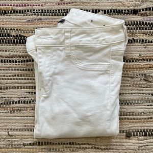 American Eagle White Jeans